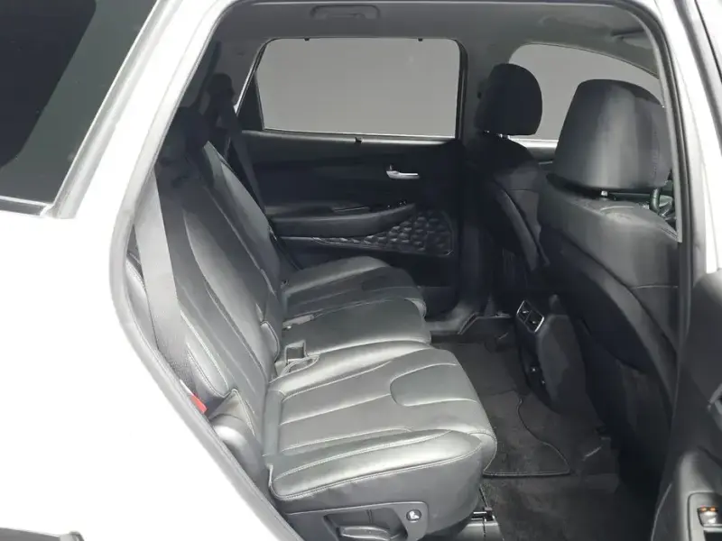 2023 Hyundai Santa Fe с пробегом 92 775 км