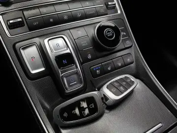 2021 Hyundai Santa Fe с пробегом 142 512 км