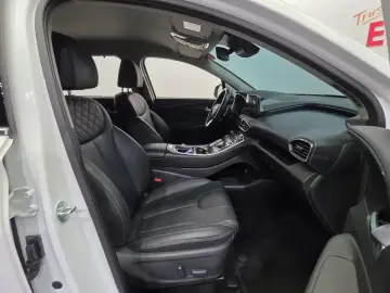 2023 Hyundai Santa Fe с пробегом 41 869 км