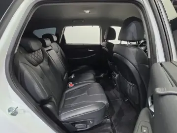 2023 Hyundai Santa Fe с пробегом 41 869 км