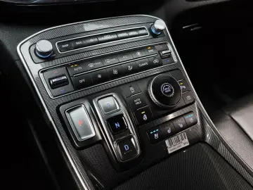 2022 Hyundai Santa Fe с пробегом 36 870 км