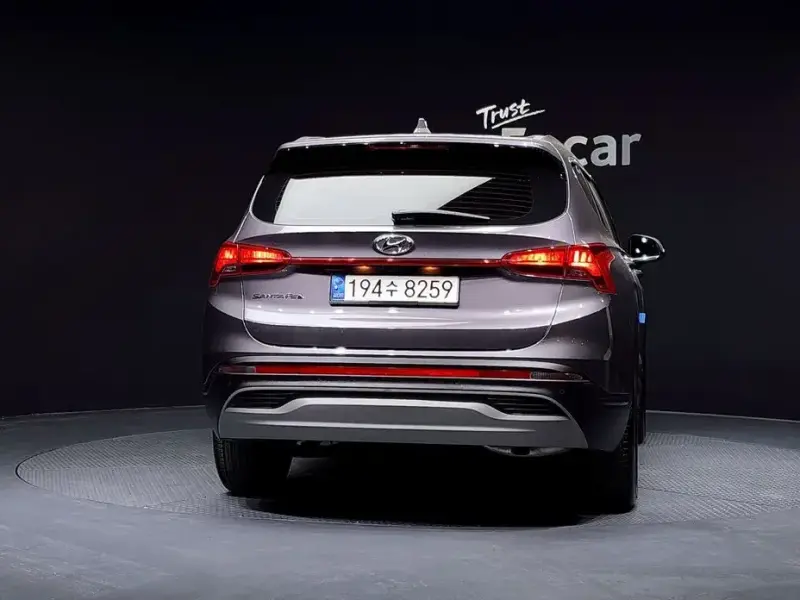 2021 Hyundai Santa Fe с пробегом 27 701 км