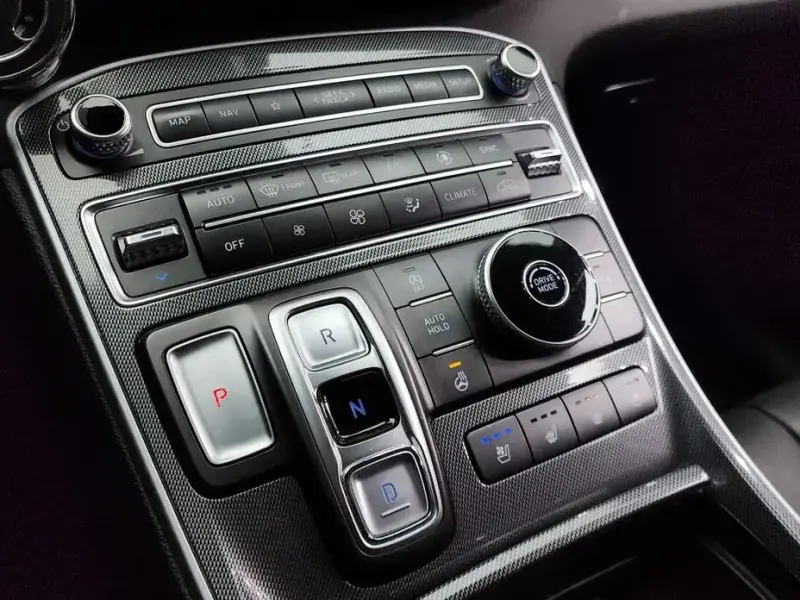 2021 Hyundai Santa Fe с пробегом 27 701 км