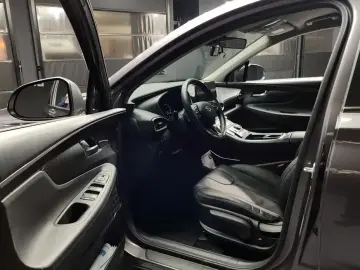 2021 Hyundai Santa Fe с пробегом 27 701 км