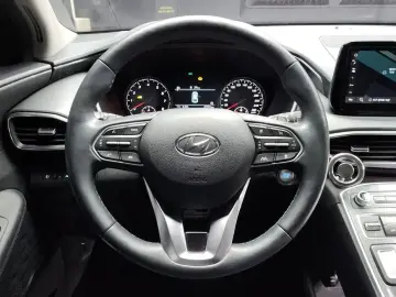 2021 Hyundai Santa Fe с пробегом 27 701 км