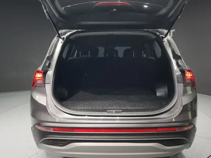 2021 Hyundai Santa Fe с пробегом 27 701 км