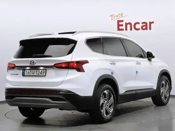 2021 Hyundai Santa Fe с пробегом 33 604 км