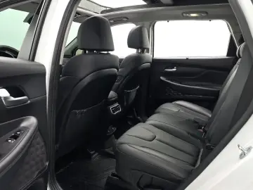 2021 Hyundai Santa Fe с пробегом 33 604 км