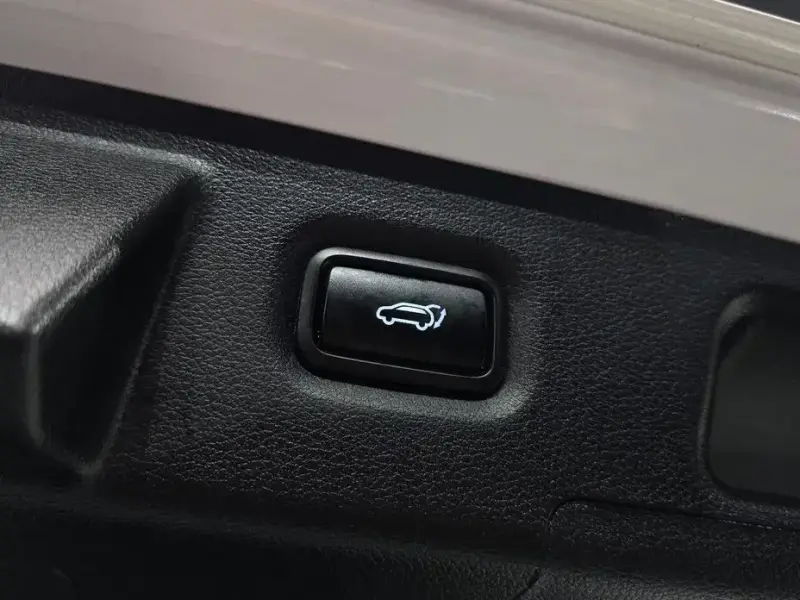 2021 Hyundai Santa Fe с пробегом 33 604 км