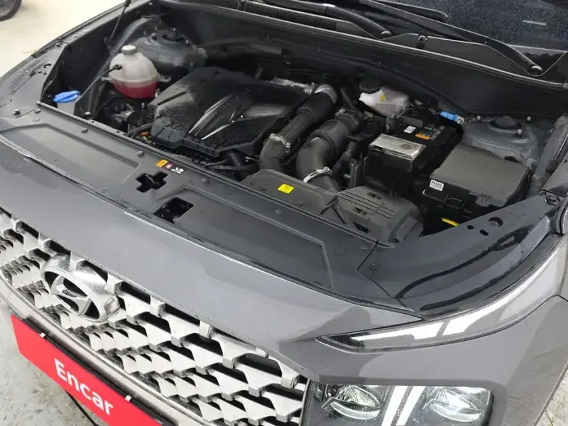 2023 Hyundai Santa Fe с пробегом 44 170 км