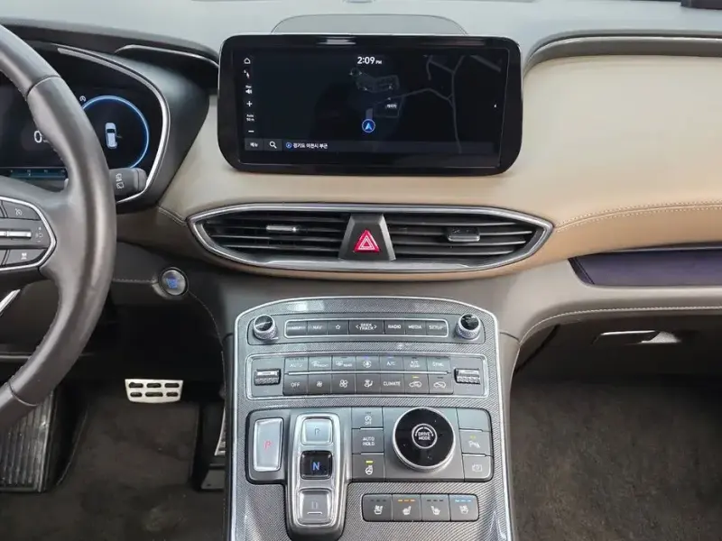 2023 Hyundai Santa Fe с пробегом 44 170 км
