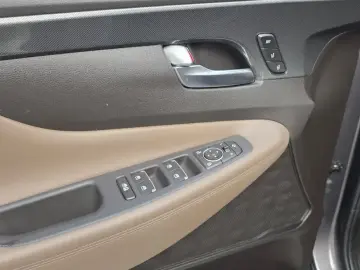 2023 Hyundai Santa Fe с пробегом 44 170 км