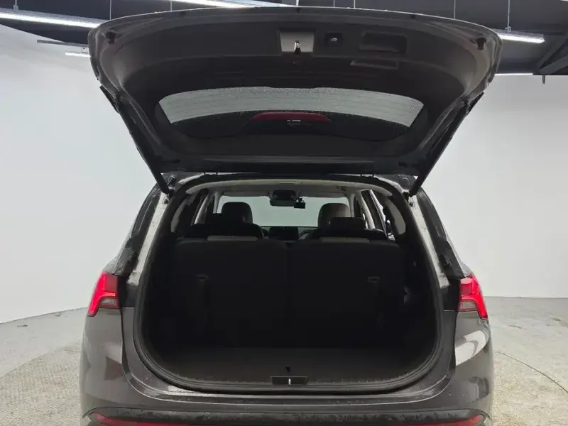 2023 Hyundai Santa Fe с пробегом 44 170 км