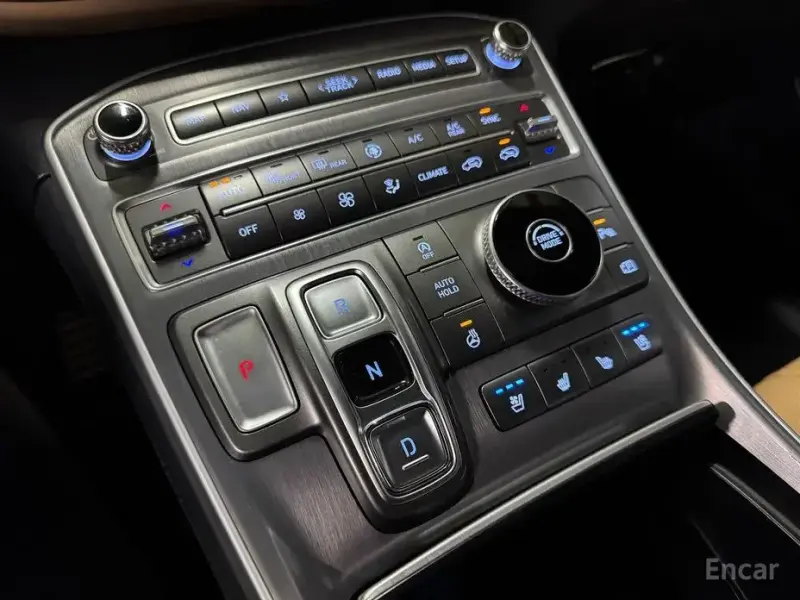 2021 Hyundai Santa Fe с пробегом 98 260 км