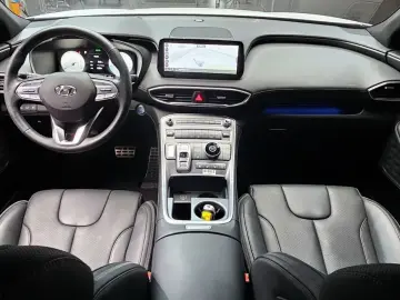 2021 Hyundai Santa Fe с пробегом 25 673 км