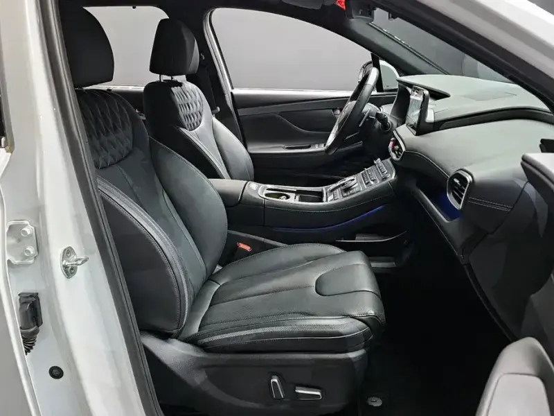 2021 Hyundai Santa Fe с пробегом 25 673 км