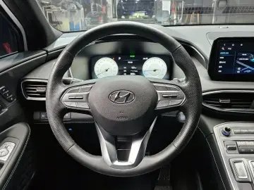 2021 Hyundai Santa Fe с пробегом 25 673 км