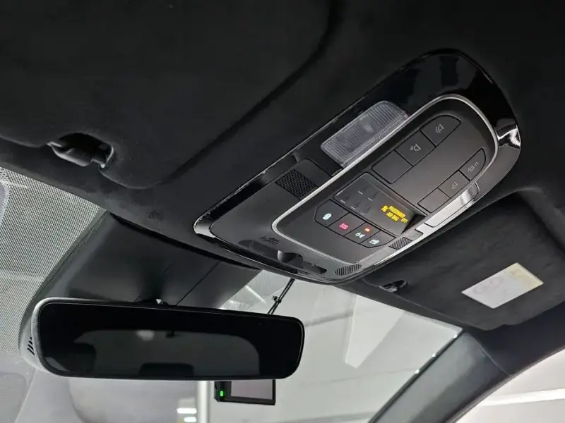 2021 Hyundai Santa Fe с пробегом 25 673 км