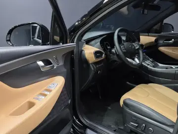 2023 Hyundai Santa Fe с пробегом 6 630 км