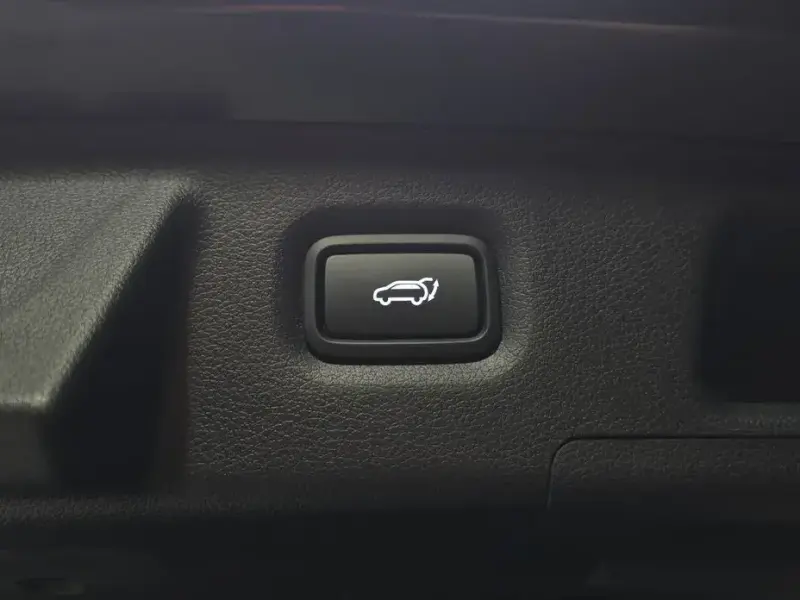 2023 Hyundai Santa Fe с пробегом 6 630 км