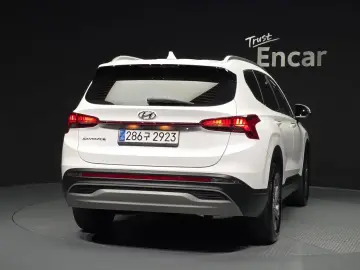 2021 Hyundai Santa Fe с пробегом 114 065 км
