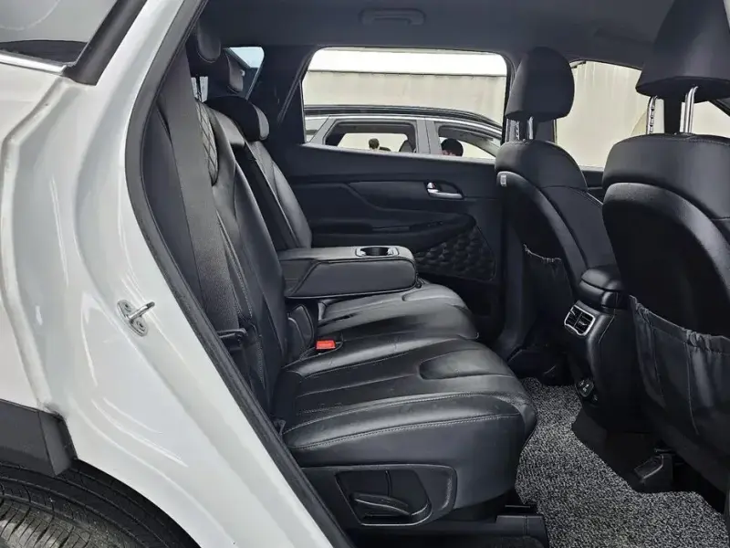 2022 Hyundai Santa Fe с пробегом 77 949 км