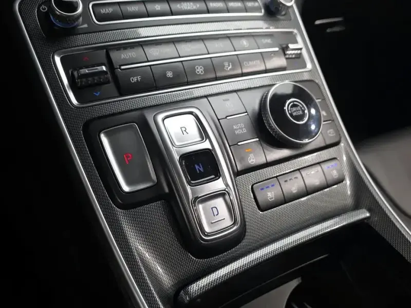 2022 Hyundai Santa Fe с пробегом 28 023 км