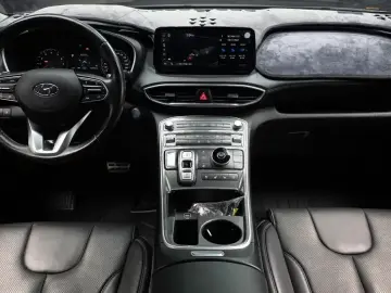 2021 Hyundai Santa Fe с пробегом 120 992 км