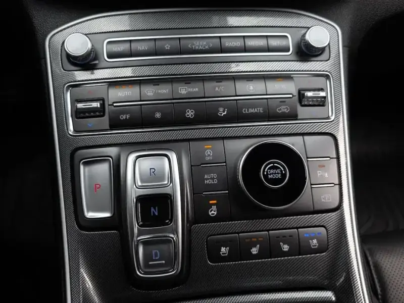 2021 Hyundai Santa Fe с пробегом 120 992 км