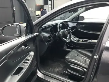 2021 Hyundai Santa Fe с пробегом 120 992 км