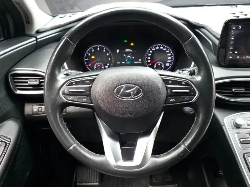 2021 Hyundai Santa Fe с пробегом 120 992 км