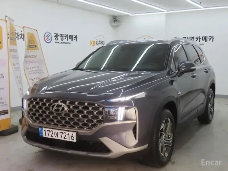 2022 Hyundai Santa Fe с пробегом 2 886 км