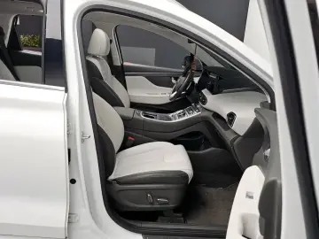 2021 Hyundai Santa Fe с пробегом 43 050 км