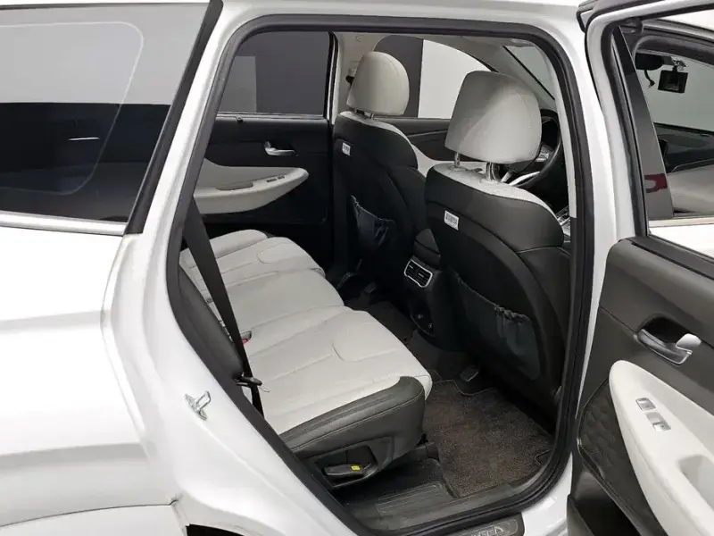 2021 Hyundai Santa Fe с пробегом 43 050 км