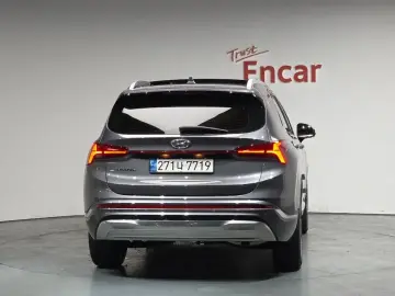 2023 Hyundai Santa Fe с пробегом 38 029 км