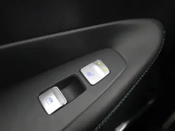 2023 Hyundai Santa Fe с пробегом 38 029 км