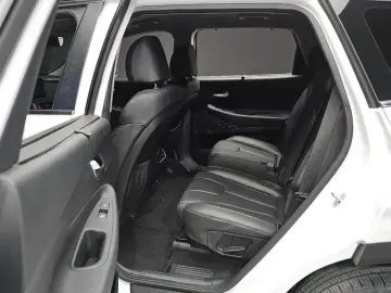 2021 Hyundai Santa Fe с пробегом 41 961 км