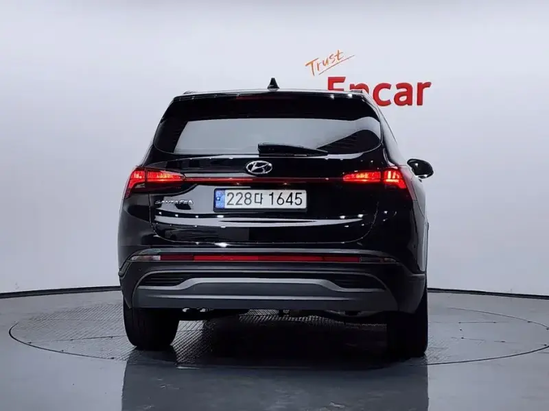 2021 Hyundai Santa Fe с пробегом 37 463 км