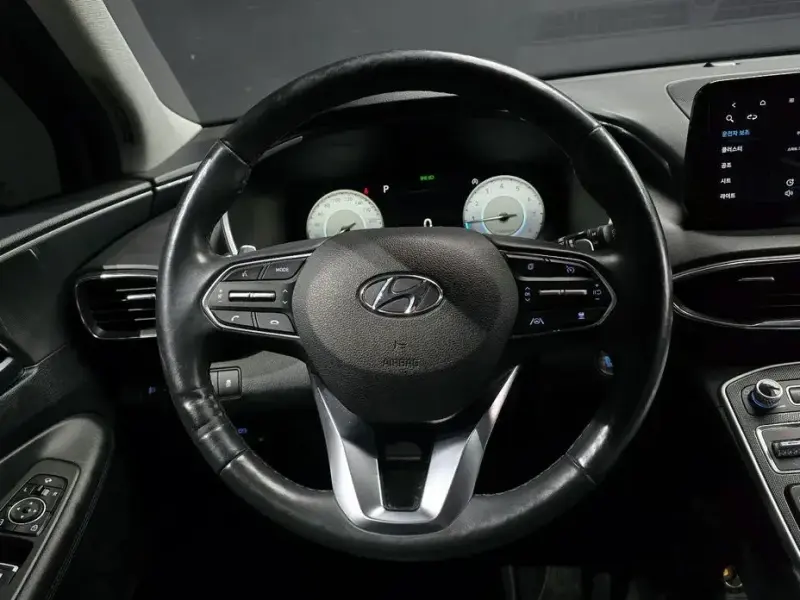 2021 Hyundai Santa Fe с пробегом 69 786 км
