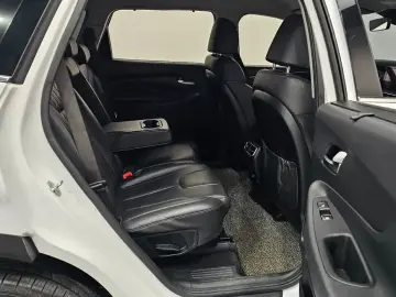2021 Hyundai Santa Fe с пробегом 111 637 км