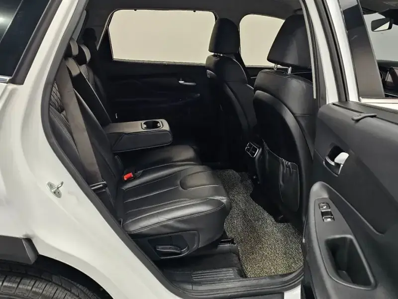 2021 Hyundai Santa Fe с пробегом 111 637 км
