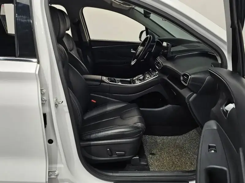 2021 Hyundai Santa Fe с пробегом 111 637 км