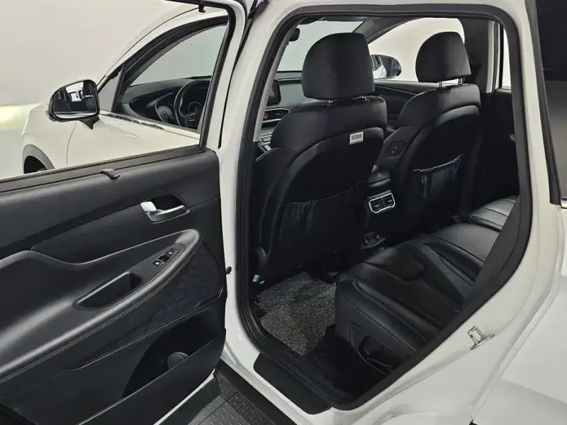 2021 Hyundai Santa Fe с пробегом 111 637 км