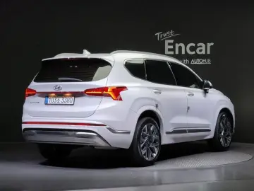 2023 Hyundai Santa Fe с пробегом 37 564 км