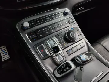 2023 Hyundai Santa Fe с пробегом 37 564 км