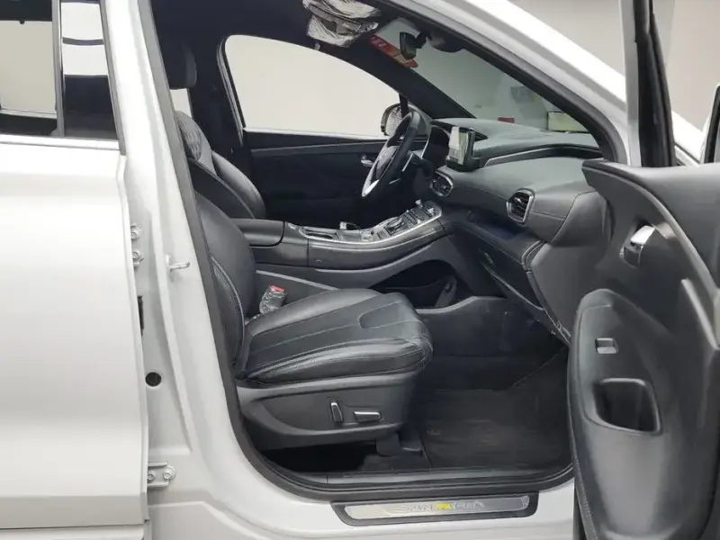 2023 Hyundai Santa Fe с пробегом 37 564 км