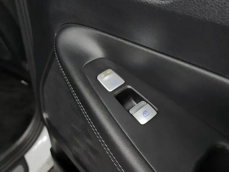 2023 Hyundai Santa Fe с пробегом 37 564 км