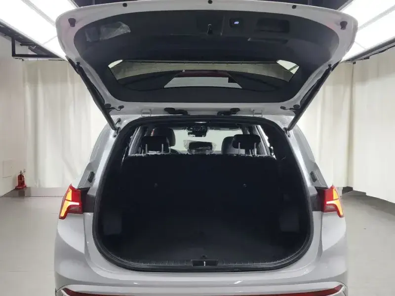 2023 Hyundai Santa Fe с пробегом 37 564 км
