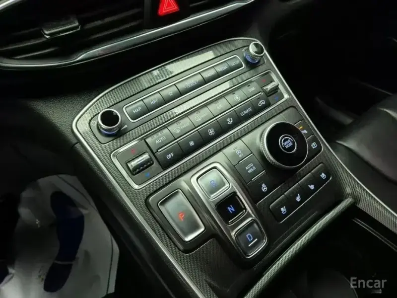 2021 Hyundai Santa Fe с пробегом 131 596 км