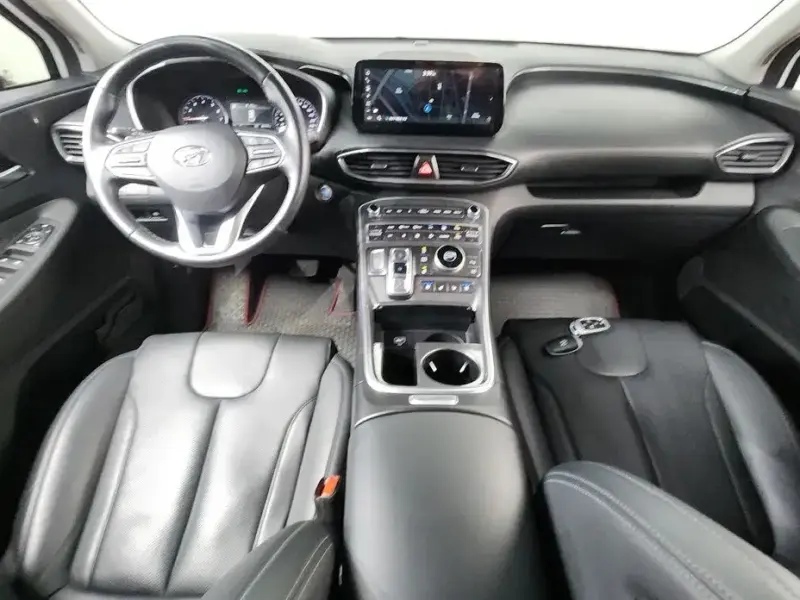 2021 Hyundai Santa Fe с пробегом 38 999 км